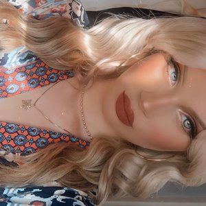 Meet your Posher, Mandy